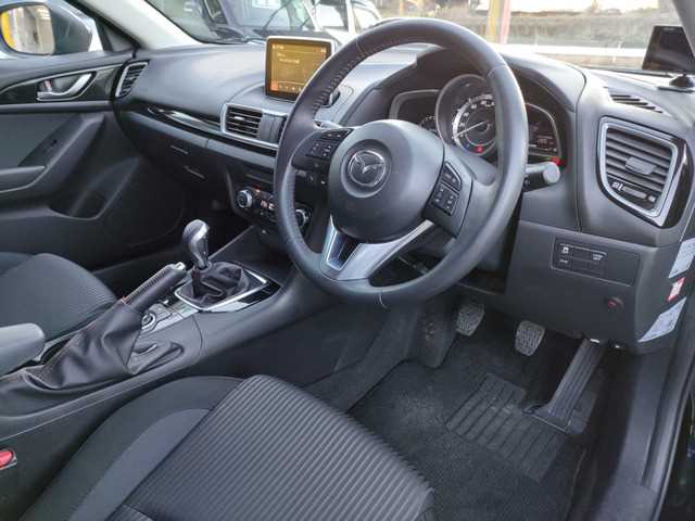 2014 Mazda Axela