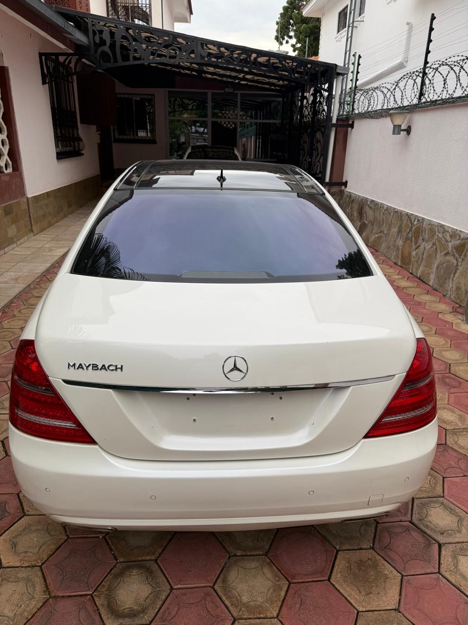 2011 Mercedes-Benz S350L Maybach Line