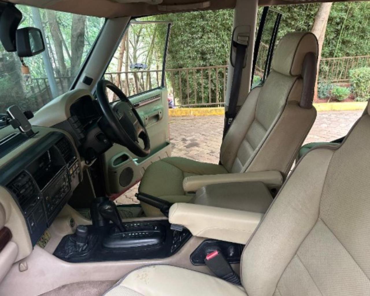 2004 Land Rover Discovery 2