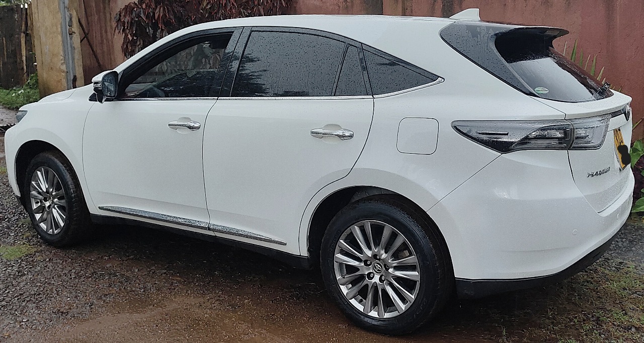 2015 Toyota Harrier