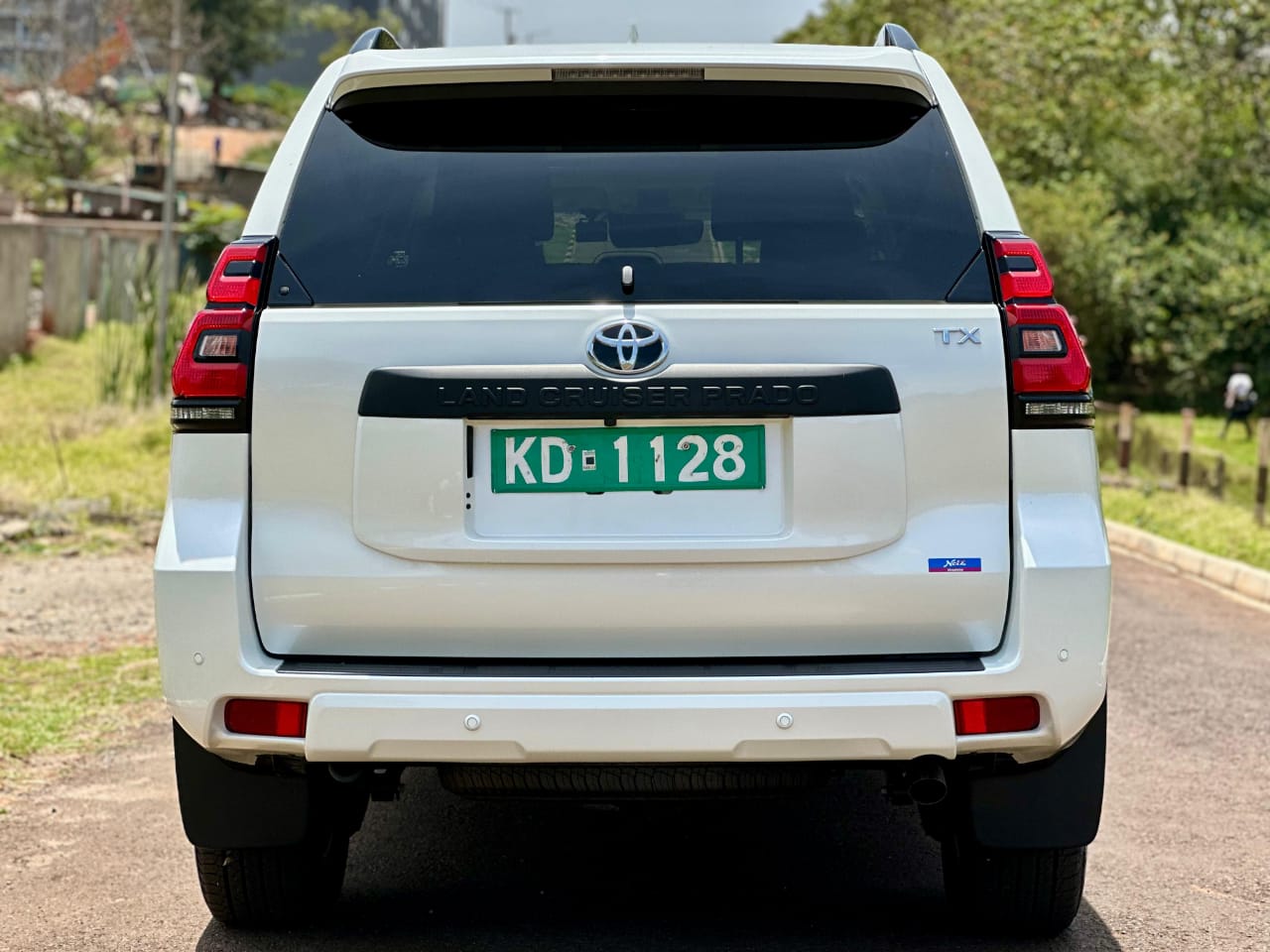2023 Toyota Land Cruiser Prado TXL
