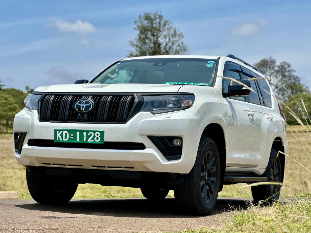 2023 Toyota Land Cruiser Prado TXL