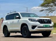 2023 Toyota Land Cruiser Prado TXL