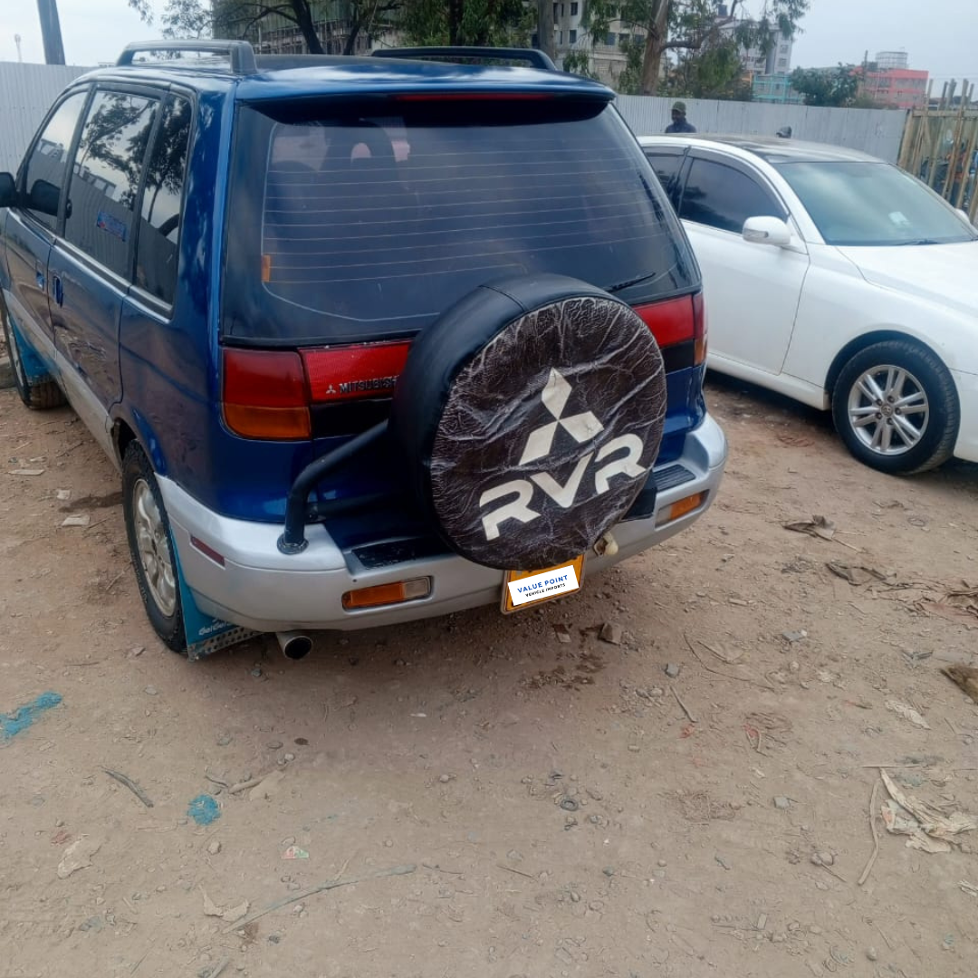 Mitsubishi RVR 1996