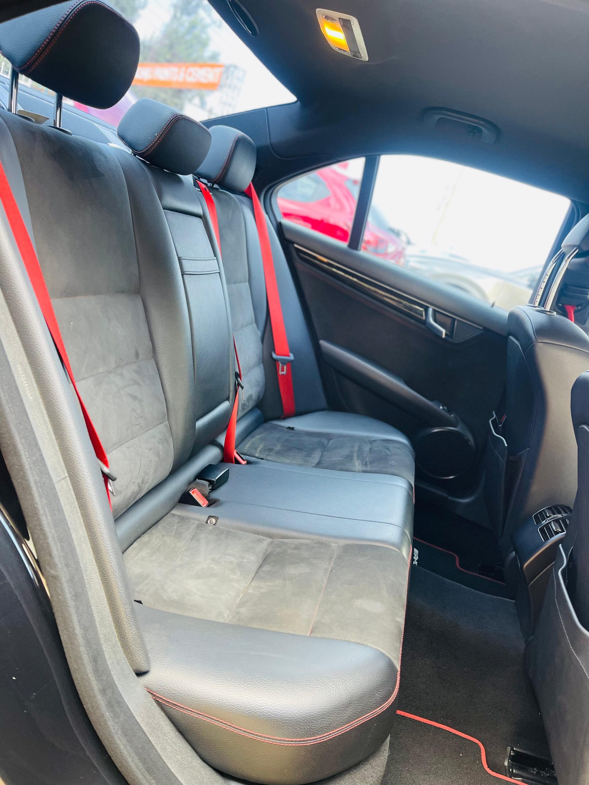 2013 Mercedes-Benz C200