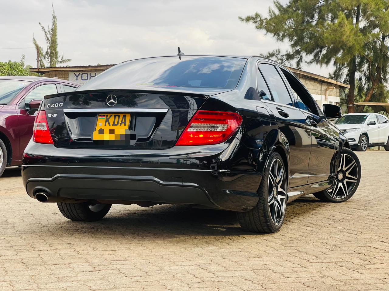 2013 Mercedes-Benz C200