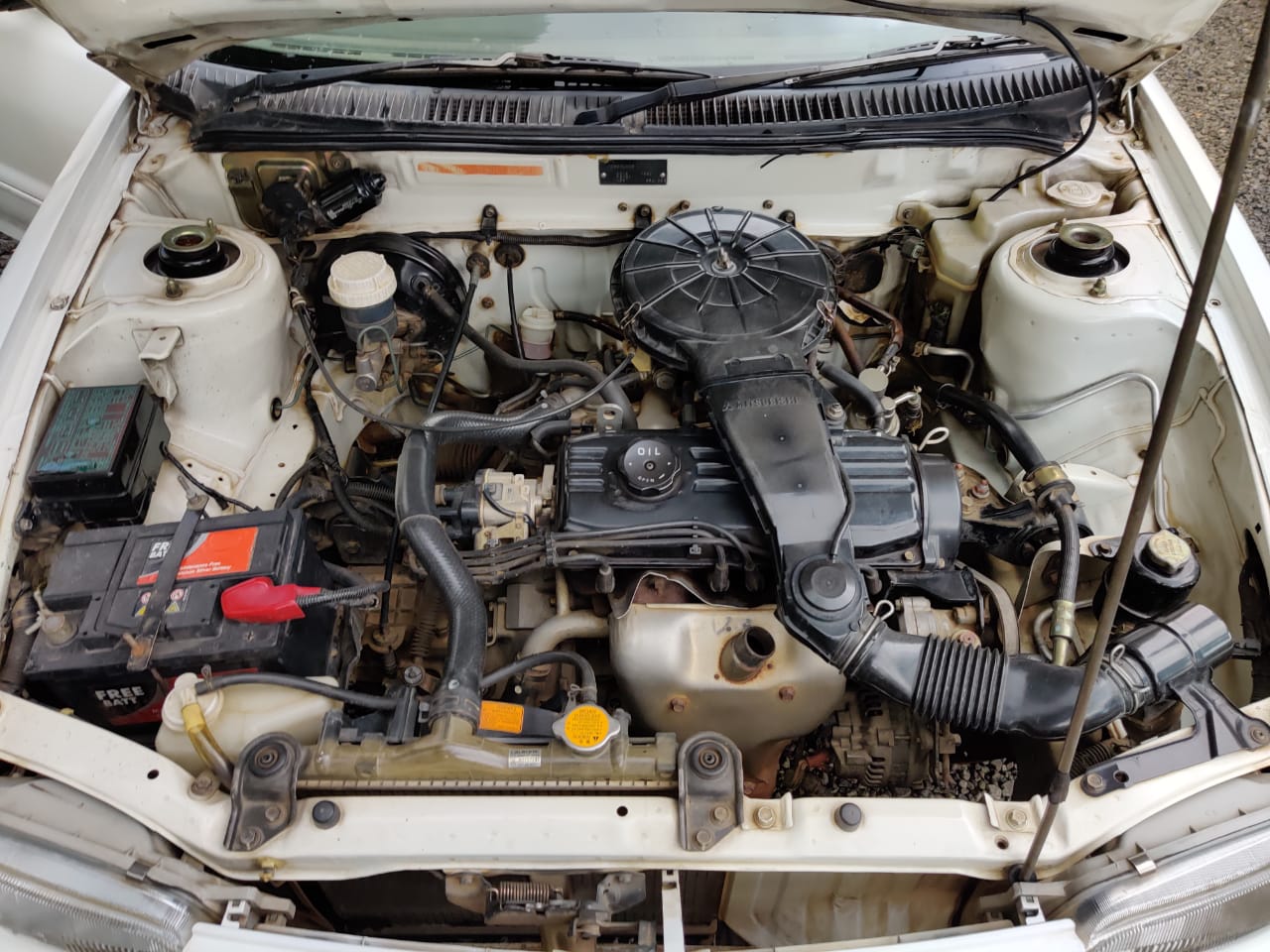 Mitsubishi Lancer GLX 2003