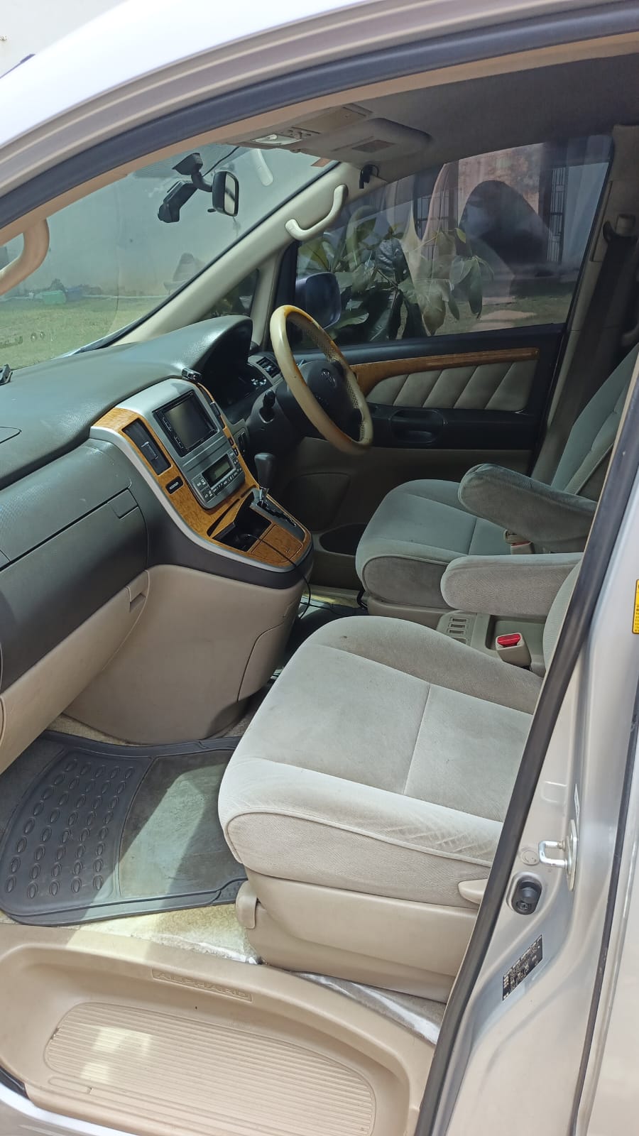 Toyota Alphard 2007