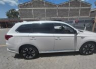 Mitsubishi Outlander 2016