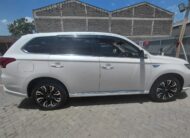 Mitsubishi Outlander 2016