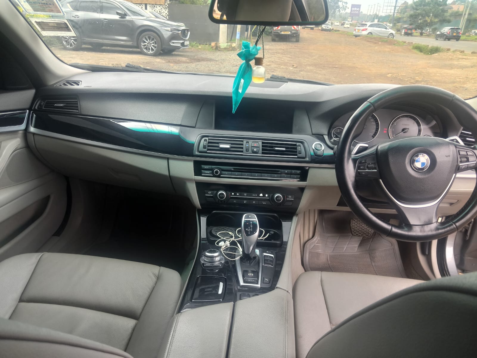 BMW 520i 2012