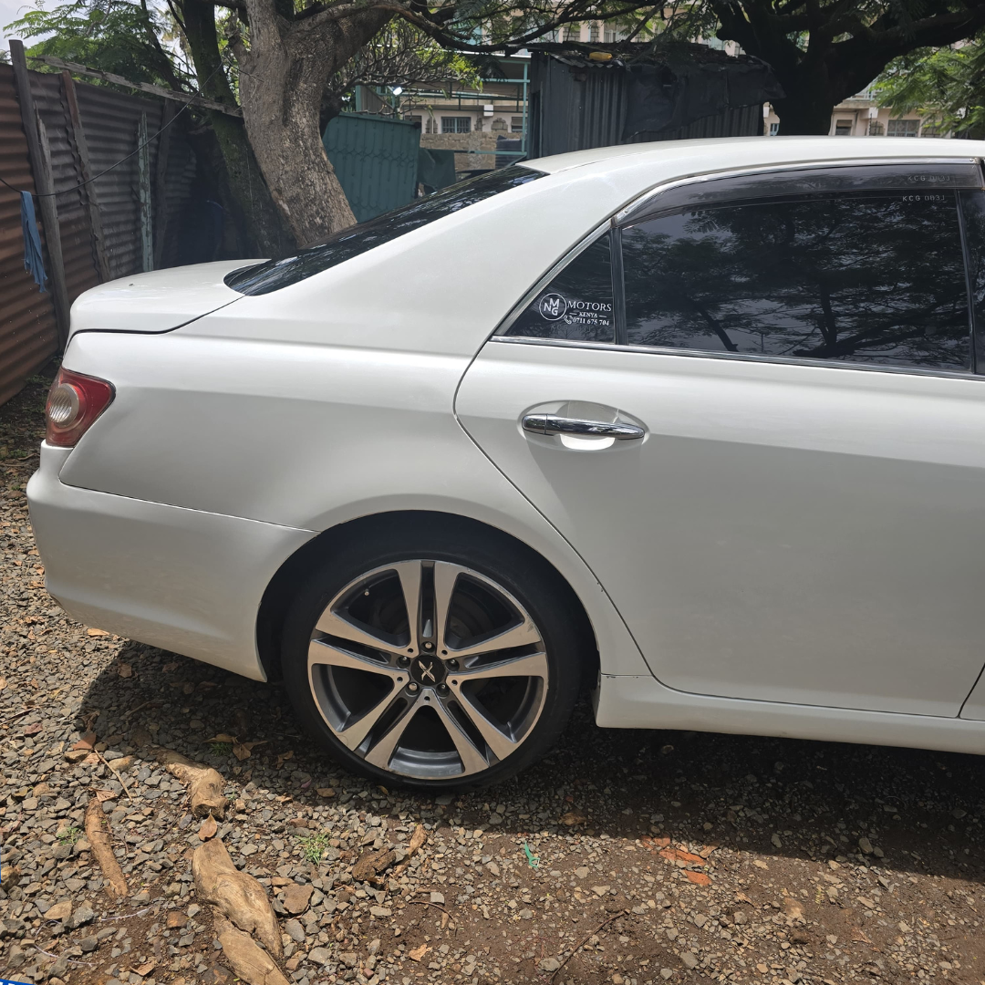 Toyota Mark X 2008
