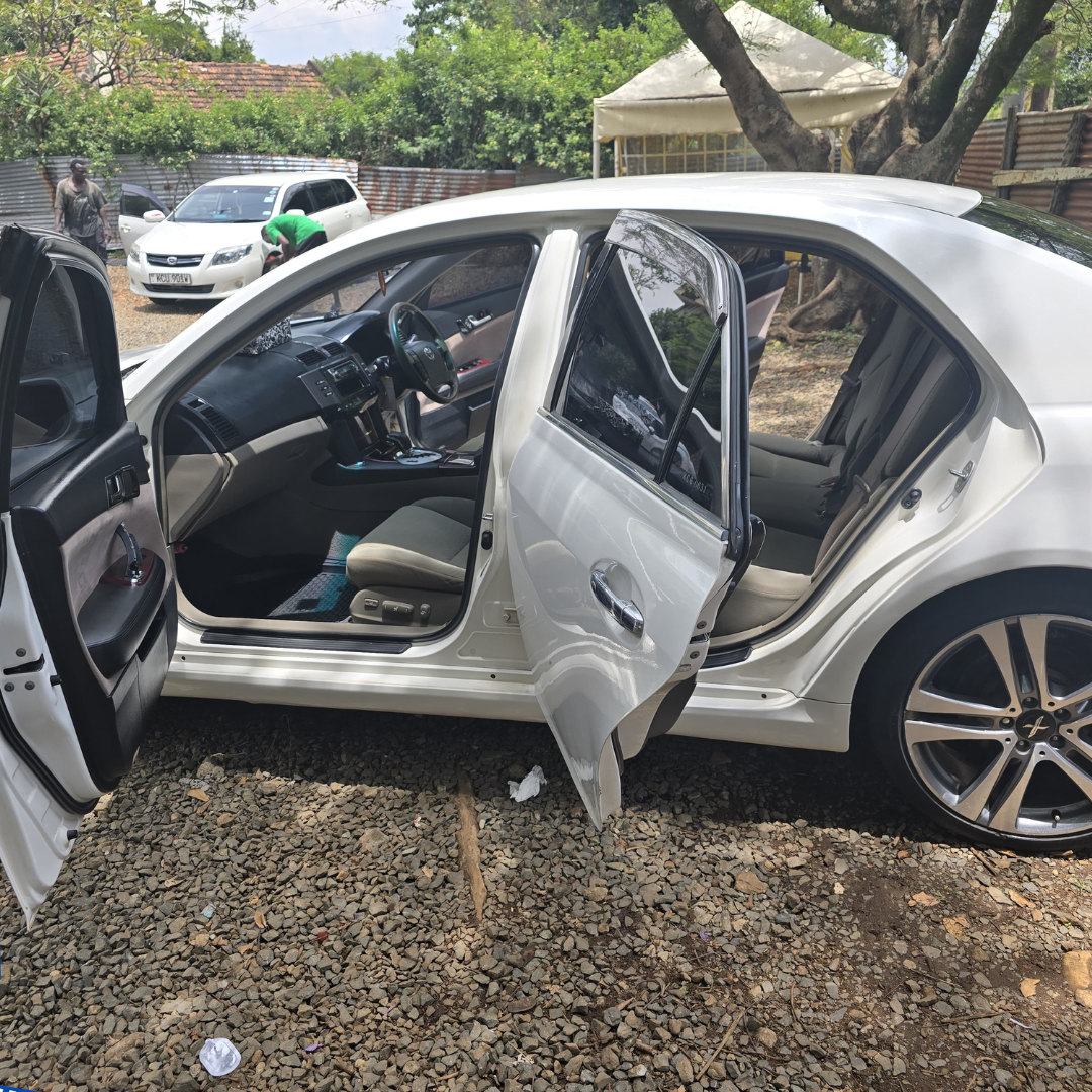 Toyota Mark X 2008