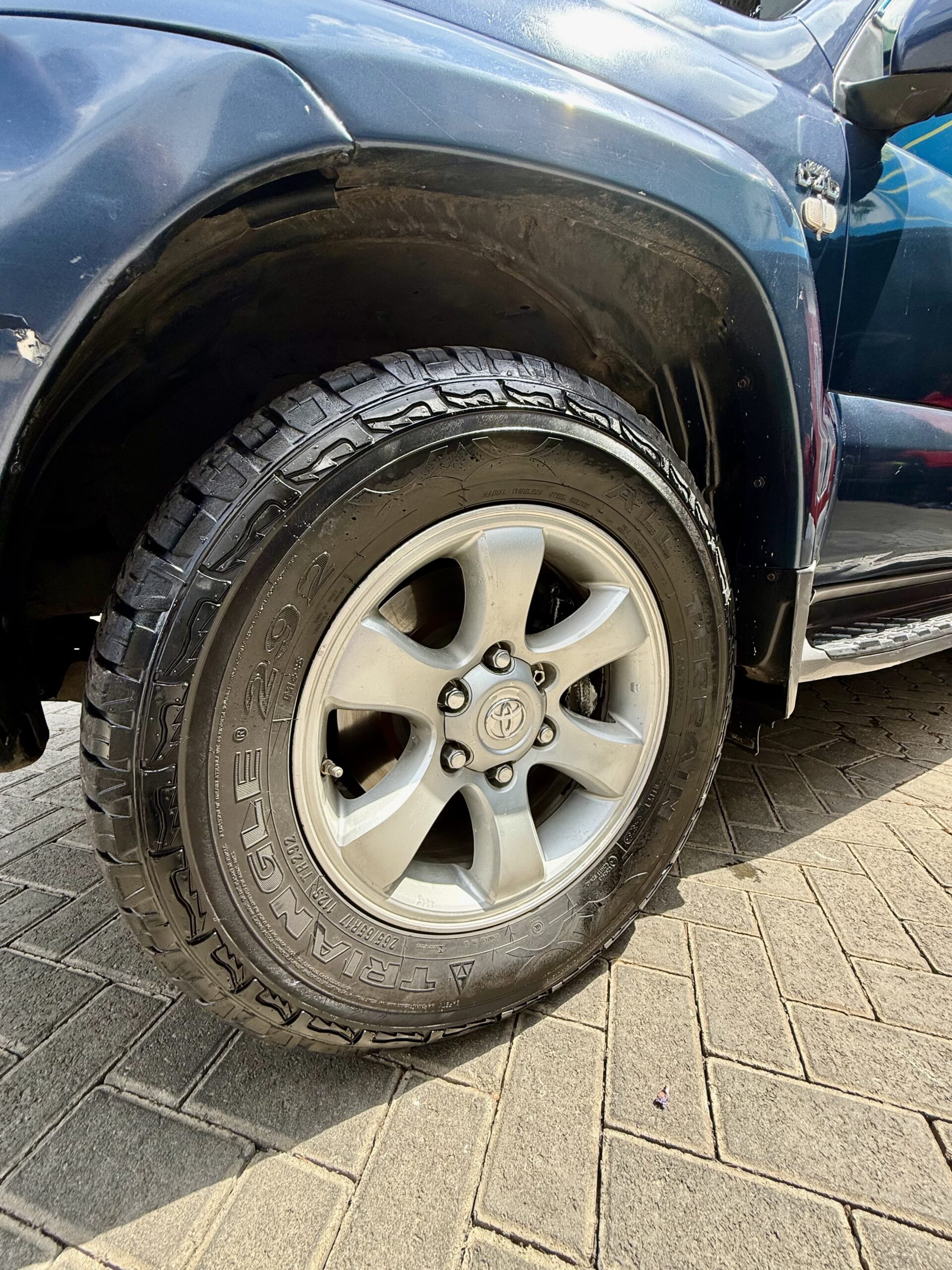 Toyota Land Cruiser Prado J120 2004