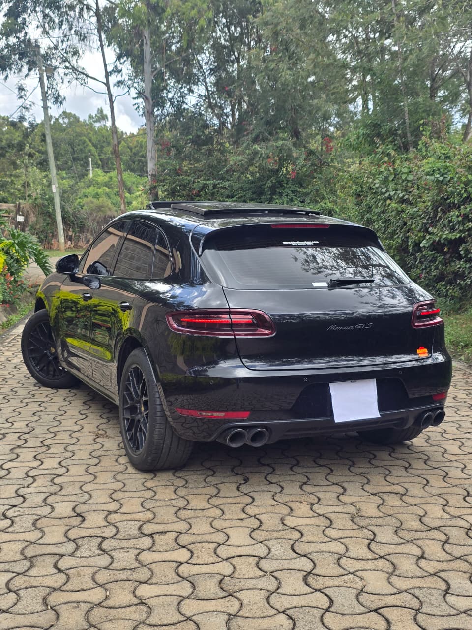 Porsche Macan GTS 2017