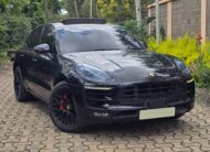 Porsche Macan GTS 2017