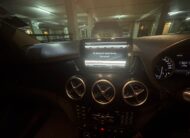 Mercedes-Benz B180 2014