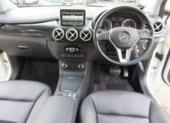 Mercedes-Benz B180 2014