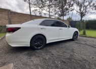 Toyota Crown Athlete 2015