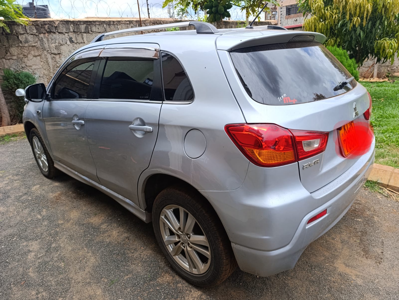 Mitsubishi RVR 2010
