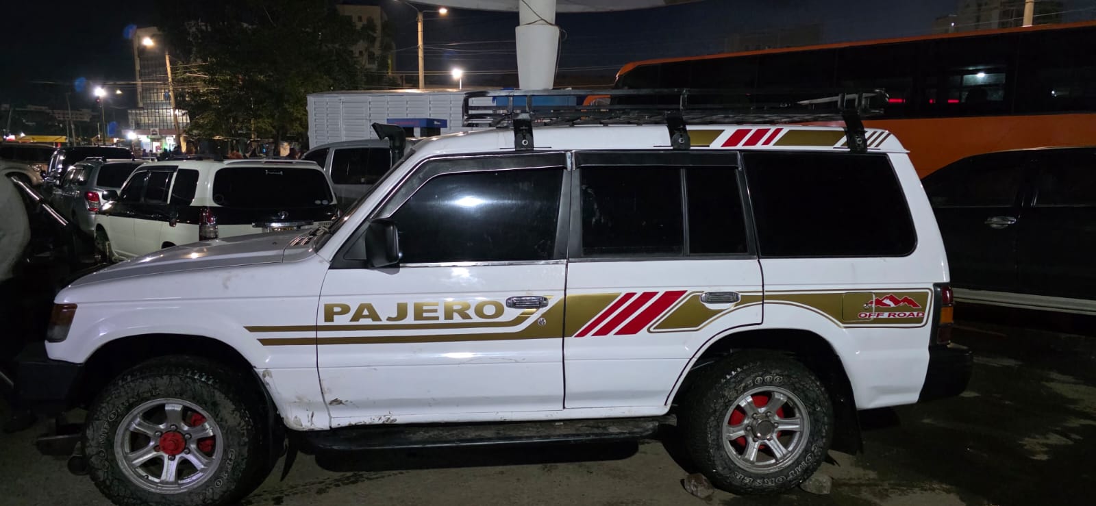 Mitsubishi Pajero 1995