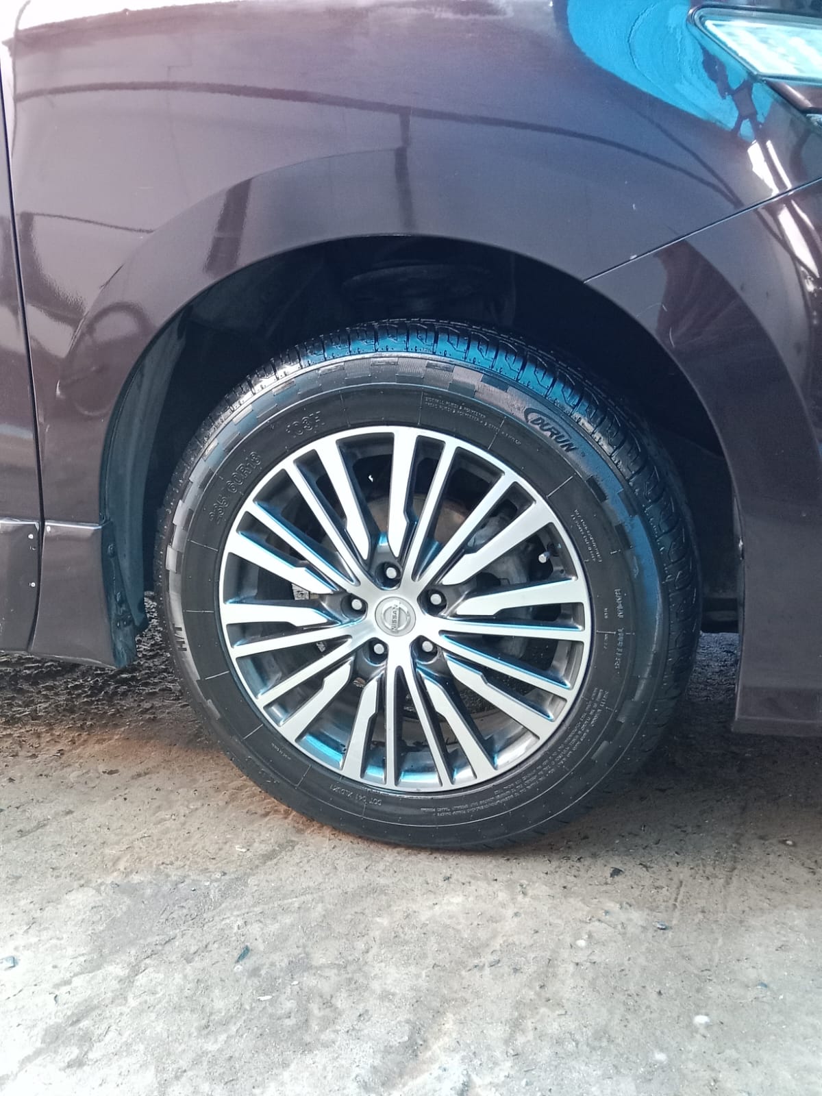 Nissan Elgrand 2015