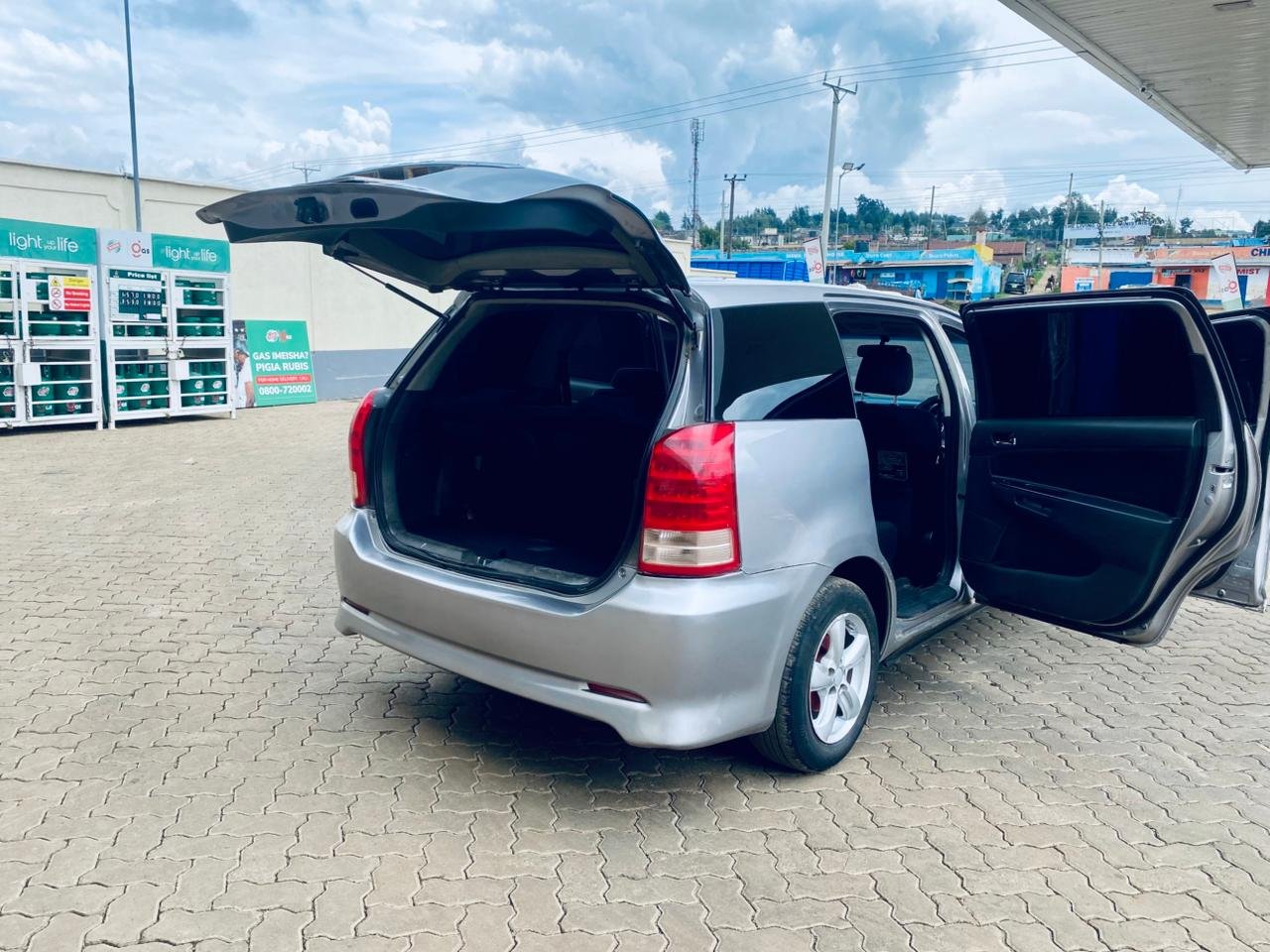 Toyota Wish 2006