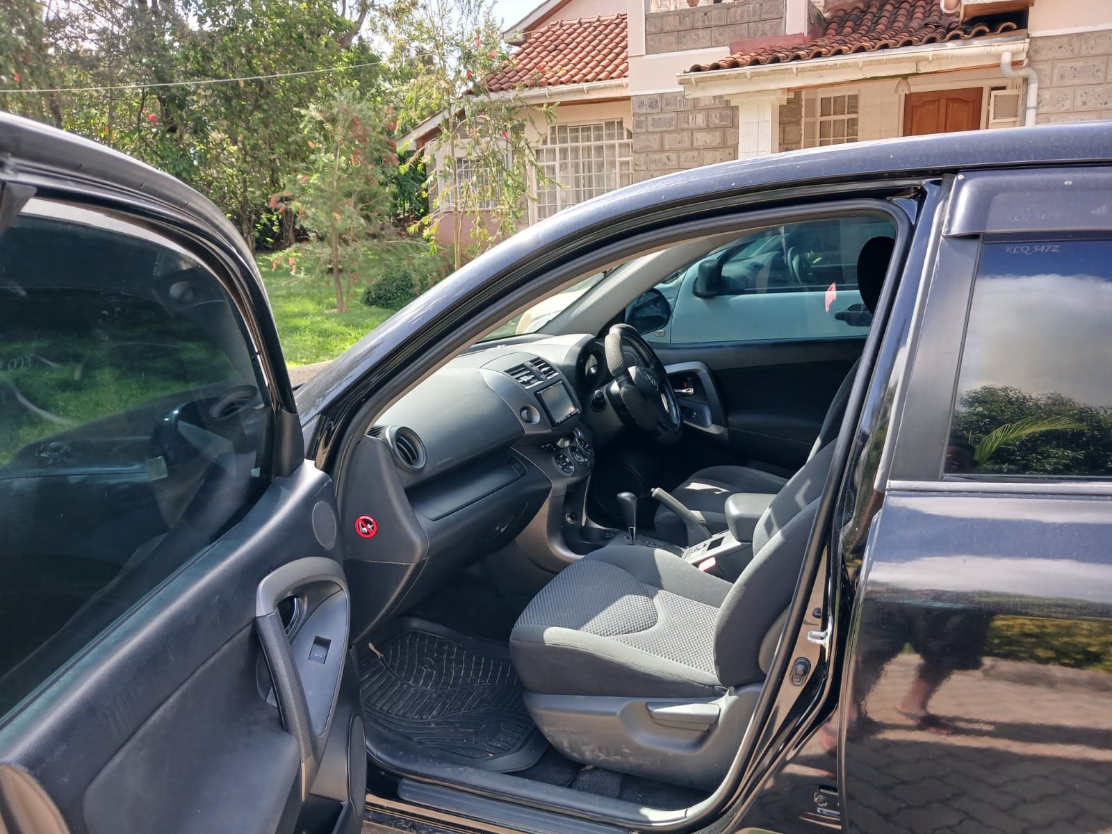 Toyota RAV4 2011