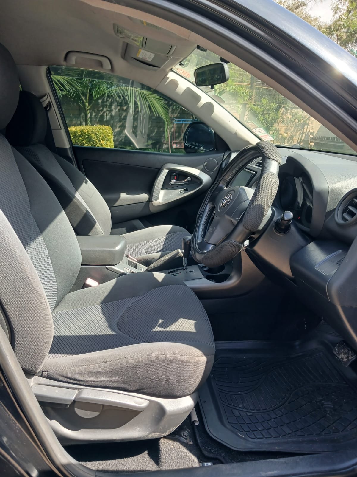 Toyota RAV4 2011