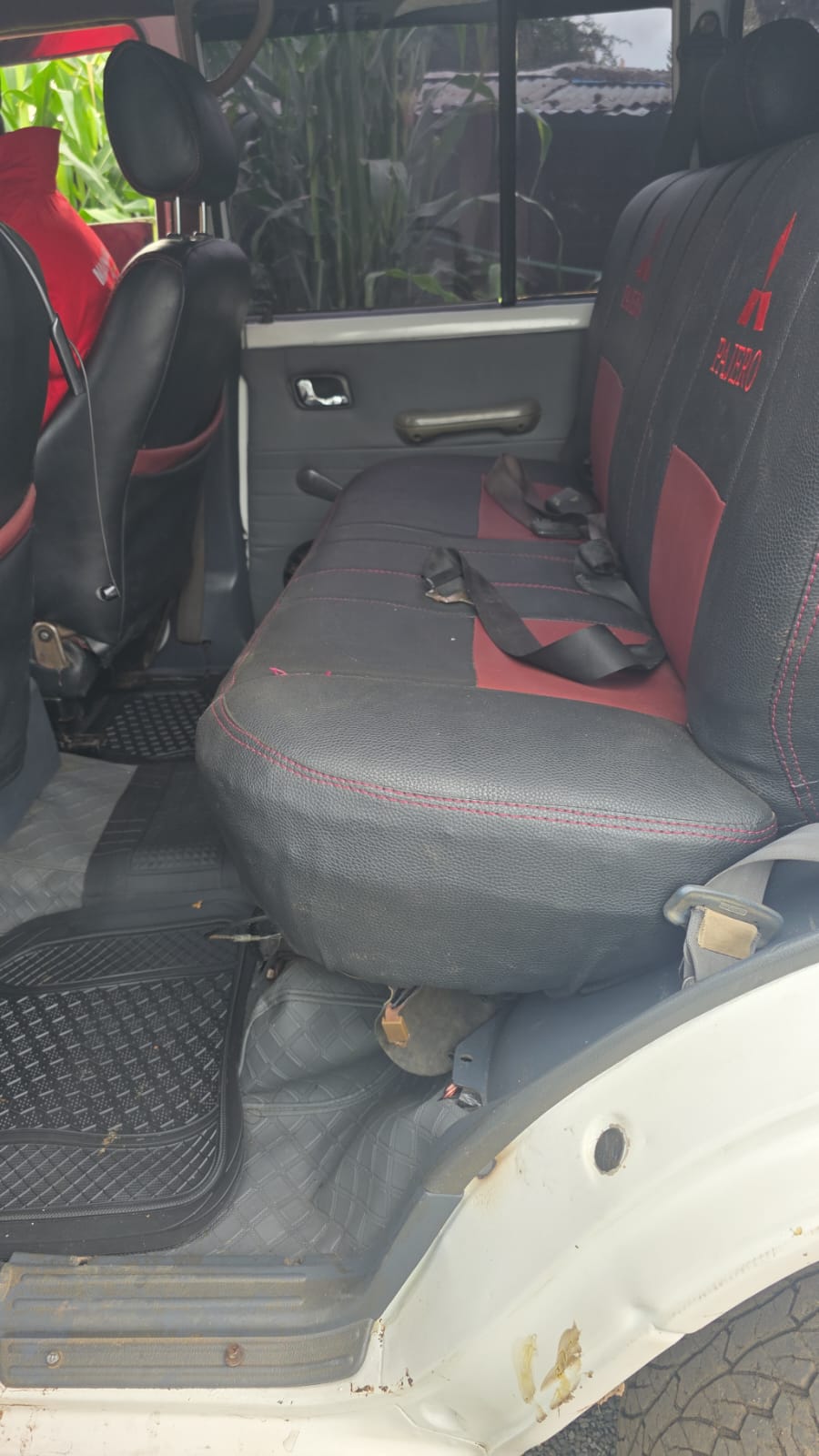 Mitsubishi Pajero 1995