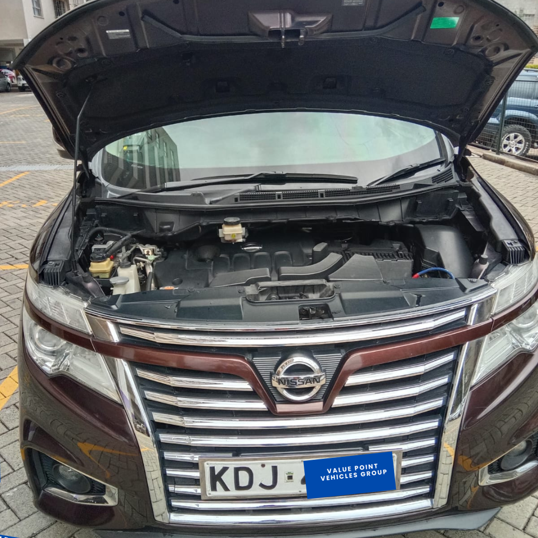 Nissan Elgrand 2015