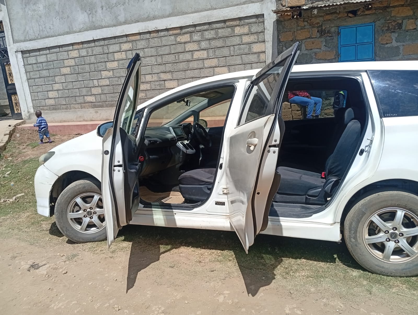 Toyota Wish Valvematic 2014