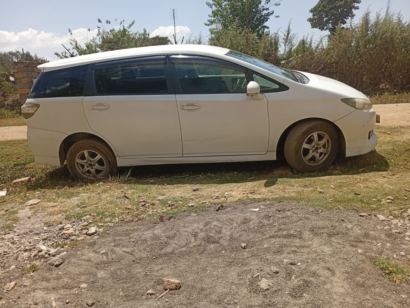 Toyota Wish Valvematic 2014